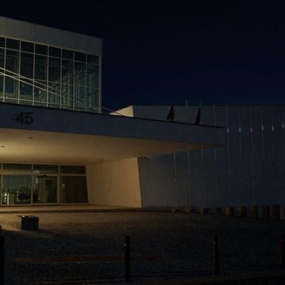 Luzes apagam-se em Fernão Ferro; Câmara exige respostas rápidas