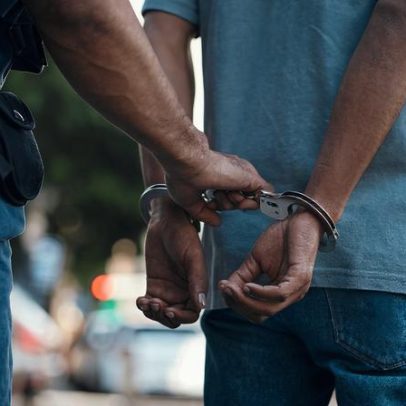 Fiscalização resulta em detenção por ofensa à integridade física de autoridade