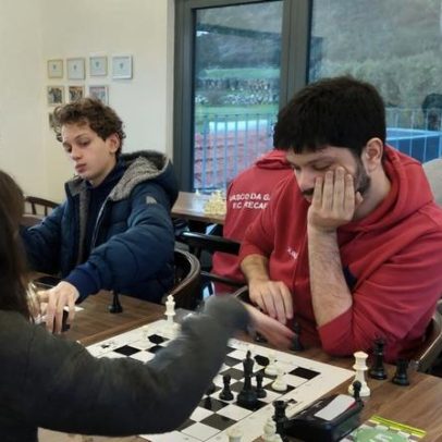 Tiago Frutuoso vence Torneio de Fim d’Ano do PGC Xadrez