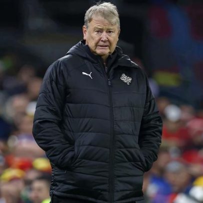 Futebol norueguês lamenta a morte de Age Hareide