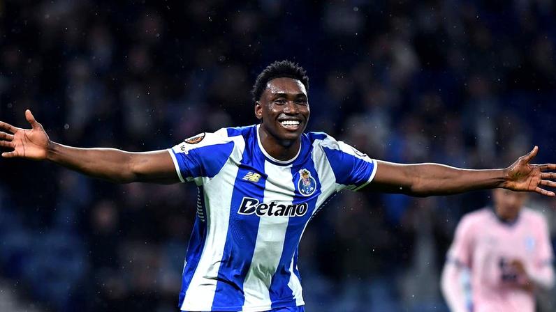 FC Porto vence o Malmo no Dragão com as melhores imagens