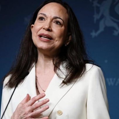 Corina Machado reencontra filhos após mais de dois anos sem vê-los