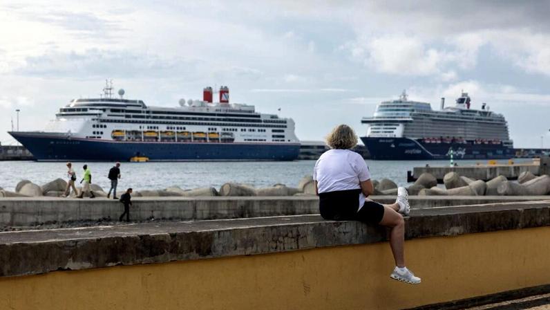 Transportadora informa que as viagens foram canceladas "devido às más condições meteorológicas previstas". Foto: Artur Machado / Arquivo