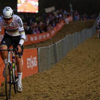 Van der Poel parece farto de vencer e anuncia fim de carreira