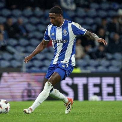 FC Porto: o jogador polivalente que Farioli pode usar onde precisar