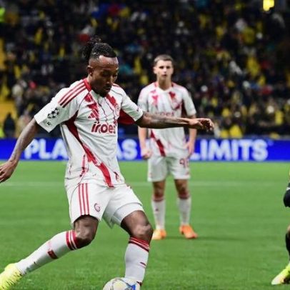 Golo de Gelson Martins dá três pontos ao Olympiakos na Champions
