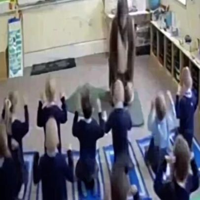 Professora no Reino Unido ensina oração islâmica aos alunos