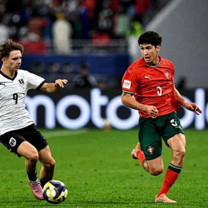 Mourinho explica convocação de José Neto para treino do Benfica
