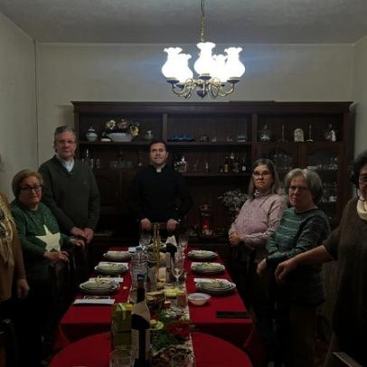Párocos de Mora convidam quem se sente sozinho para Ceia de Natal na Casa Paroquial