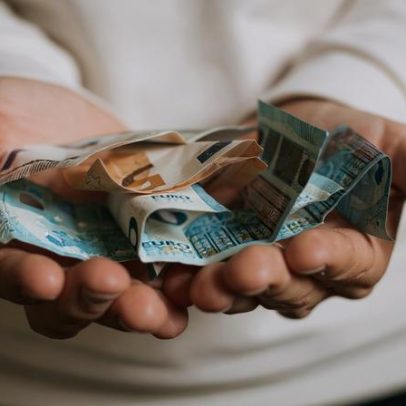 Notas velhas podem gerar cartões bancários novos
