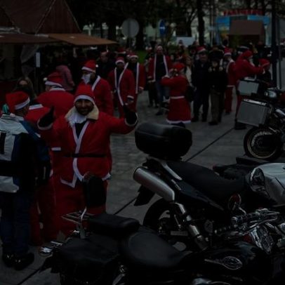 Motards de Pai Natal espalham alegria em Famalicão neste domingo