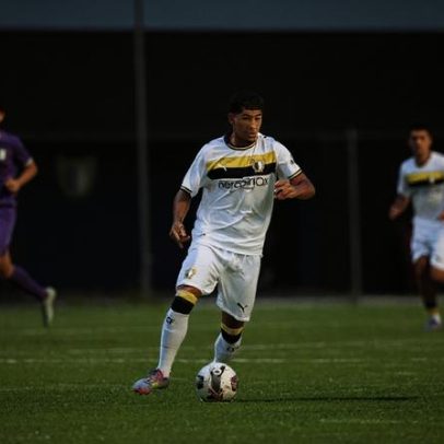 Selecionador nacional sub-17 convoca goleador do Famalicão