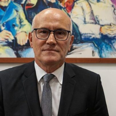 Presidente da Câmara de Esposende reafirma transparência ao reunir com oposição