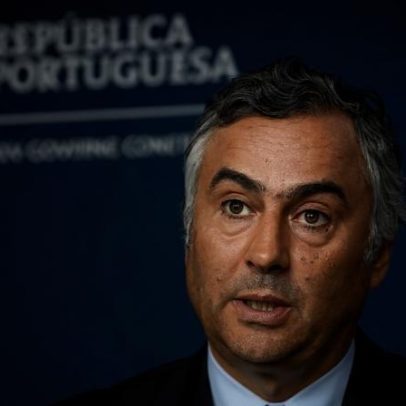 Fernando Alexandre nega declarações sobre alunos pobres e diz que é distorção