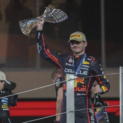 Verstappen testa um Mercedes no Autódromo do Estoril