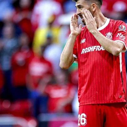 Assistência de ex-FC Porto deixa Paulinho em maus lençóis