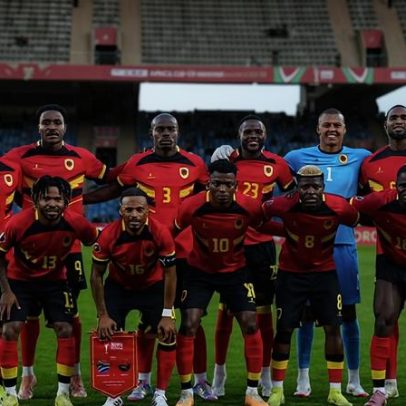 CAN: Angola sofre estreia arruinada após gol de calcanhar não valer
