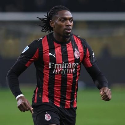 Rafael Leão recebe boas notícias no Milan