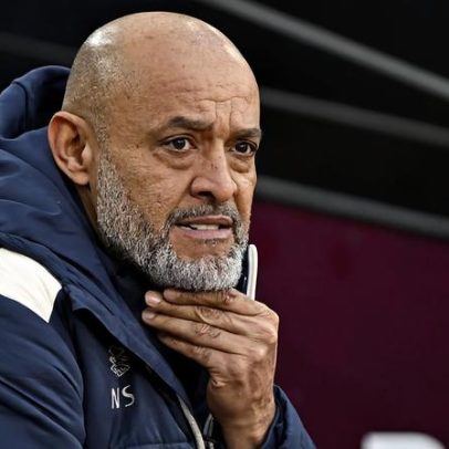 West Ham pondera despedimento de NES após três meses