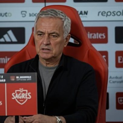 Mourinho diz que substituir António Silva por Tomás Araújo é fácil