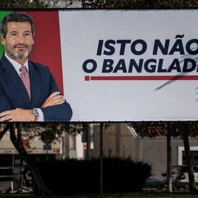 Manter cartazes é precedente terrível, dizem peticionários