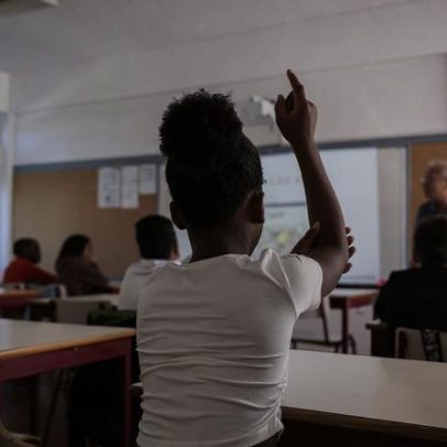 Ministério determina regresso de 169 docentes