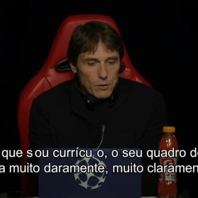 José Mourinho afirma que não tem de explicar quem é aos media