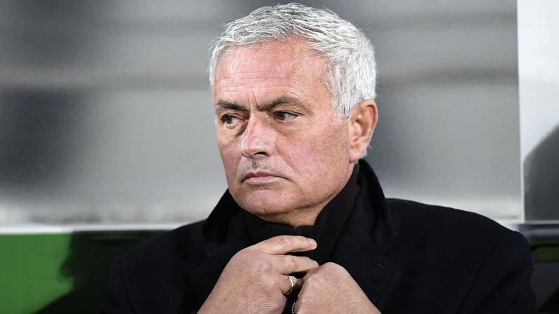 José Mourinho, treinador do Benfica - Foto: Rogério Ferreira / Kapta+