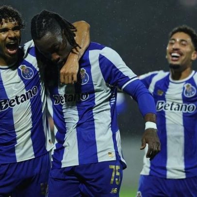 FC Porto B retoma após remate de Karamoh que Femenías quase travou