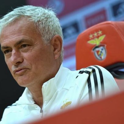 Mourinho comenta o Benfica: ausências que afetam a equipa e José Neto