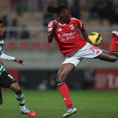 Benfica B vence dérbi após Sporting terminar com nove