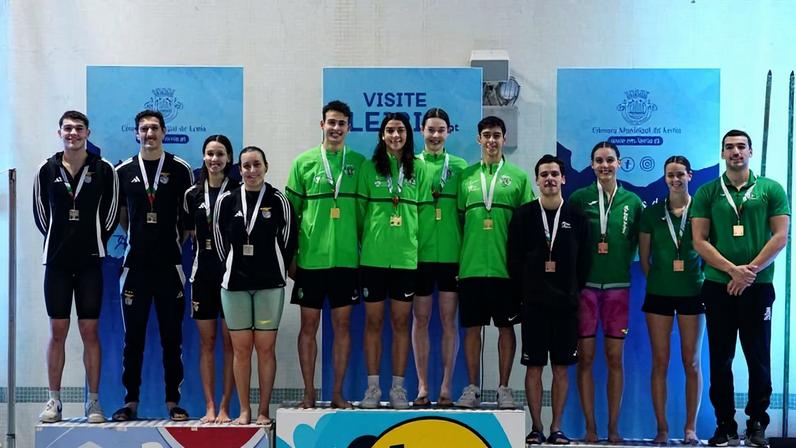 Estafeta mista 4x50 metros livres do Sporting é recordista nacional - Foto: FPN