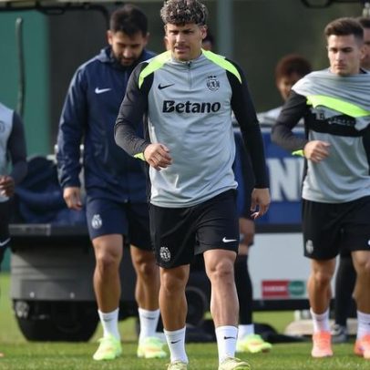 Plantel do Sporting reúne-se em almoço de Natal