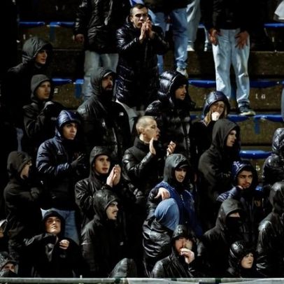 Famalicão: adeptos assistiram ao dérbi na chuva e receberam prémio