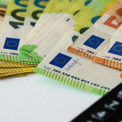 Inflação em 2026 reduz, custo de vida sobe, afetando famílias e comércio