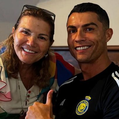 Cristiano Ronaldo envia mensagem à mãe em dia de aniversário