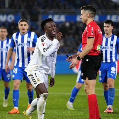 Vinícius reclama penálti: «Não marcou porque era eu»