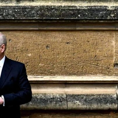 Documentos de Epstein revelam email de A a pedir amigos inapropriados a Maxwell