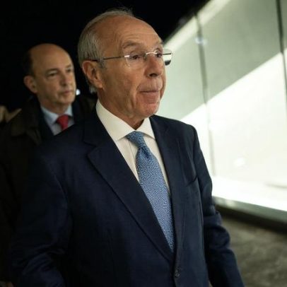 Marques Mendes diz que a Constituição não põe em causa marcas da nacionalidade