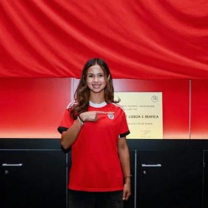 Benfica contrata avançada do Estoril