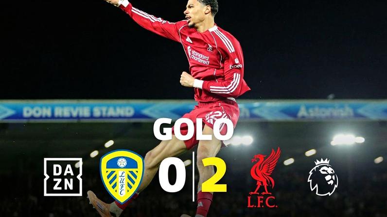 Ekitiké marca em três minutos e devolve o sorriso ao Liverpool
