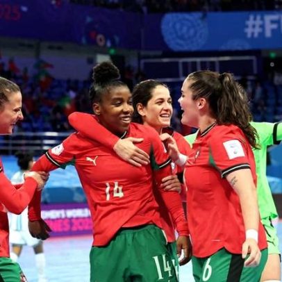 Seleção feminina fica em segundo no Mundial