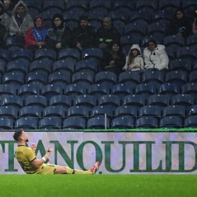 De Haas sobe mais alto e empata no Dragão (vídeo)