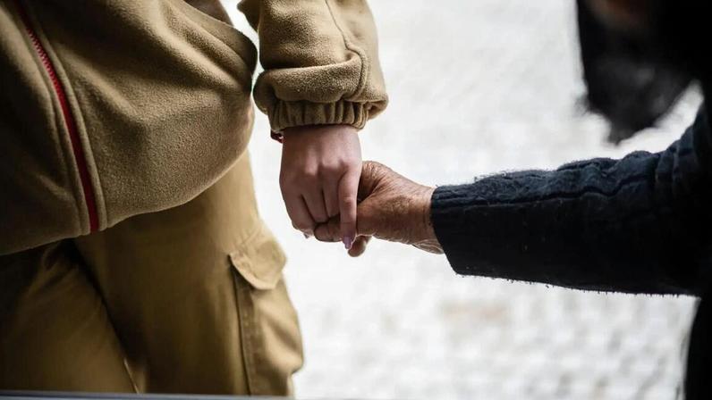 Marcelo enaltecendo o contributo social dos voluntários em milhares de instituições no país — Foto: Rui Manuel Fonseca / Arquivo