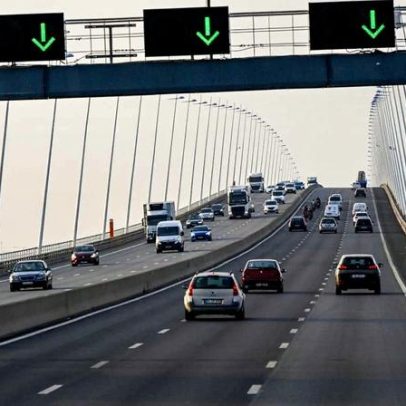 Desvio da via de alta velocidade para servir o novo aeroporto