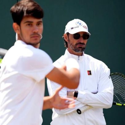 Alcaraz encerra ligação com Juan Ferrero