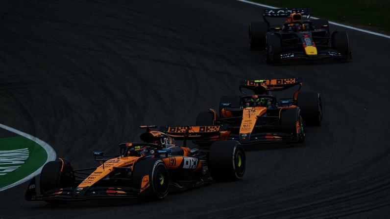 ▲ Lando Norris, Oscar Piastri e Max Verstappen podem todos ser campeões mundiais este domingo, em Abu Dhabi