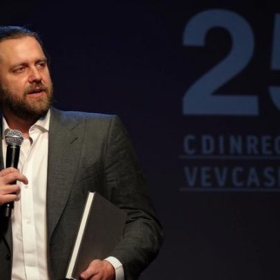 Carl Rinsch considerado culpado de fraude à Netflix