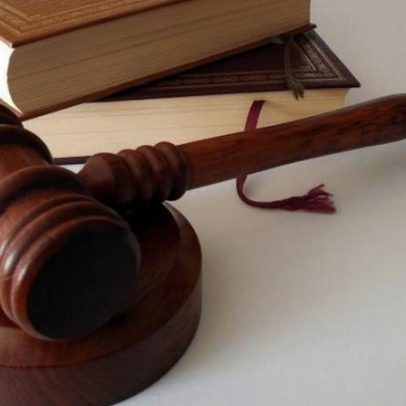 Faculdade lamenta não ter sido ouvida por juiz em caso de alunos excluídos