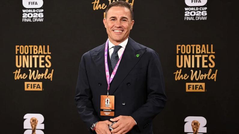 Fabio Cannavaro, selecionador do Uzbequistão • Foto: Roberto Schmidt/AFP